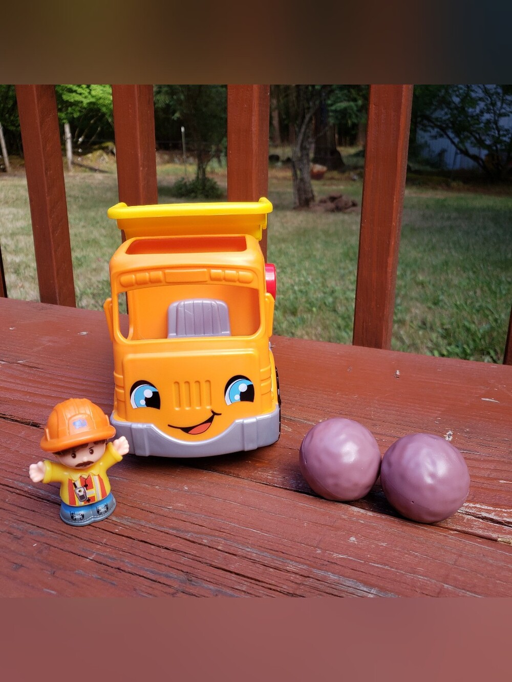 2019 Mattel Fisher-Price Little People Construction Man, Dump Truck & Rocks